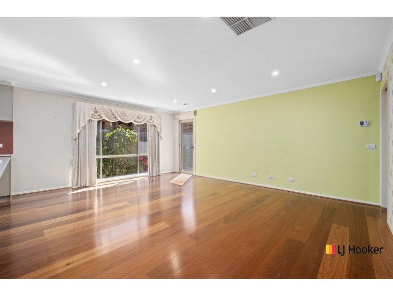 14 Basham Street, Franklin ACT 2913