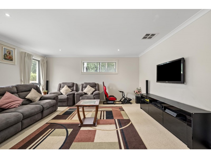 30 Winchester Street, Casey ACT 2913