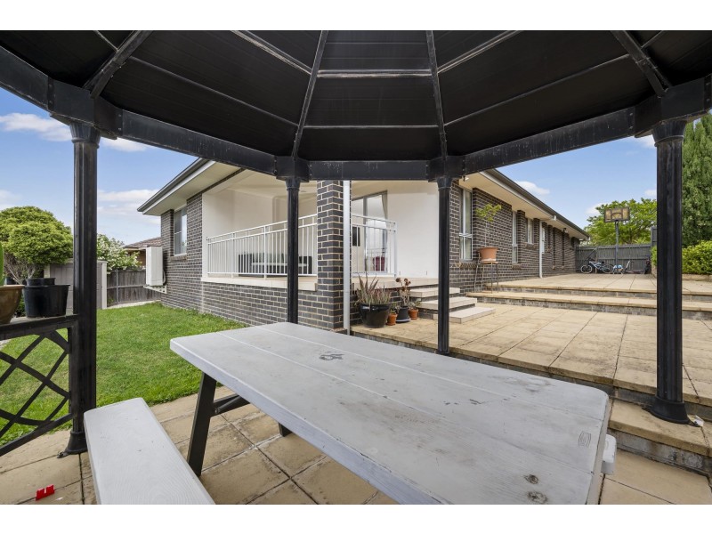 30 Winchester Street, Casey ACT 2913