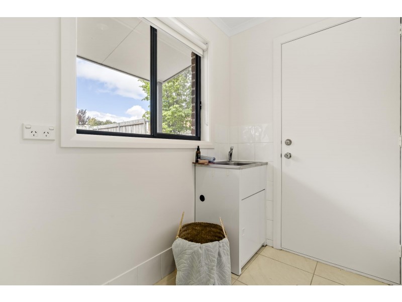 332 Anthony Rolfe Avenue, Gungahlin ACT 2912