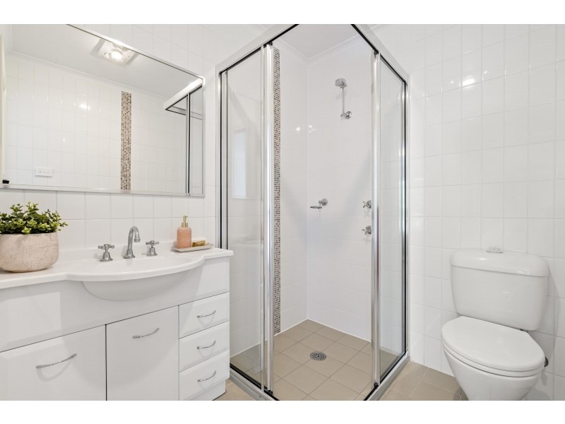 332 Anthony Rolfe Avenue, Gungahlin ACT 2912