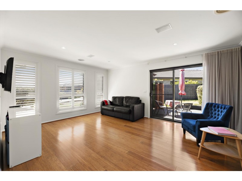 8 Gage Place, Macgregor ACT 2615