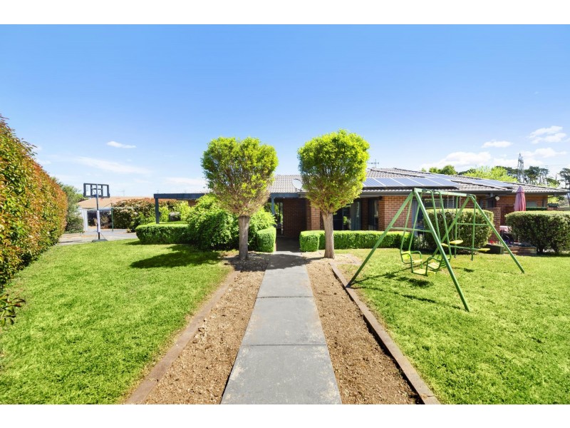 8 Gage Place, Macgregor ACT 2615