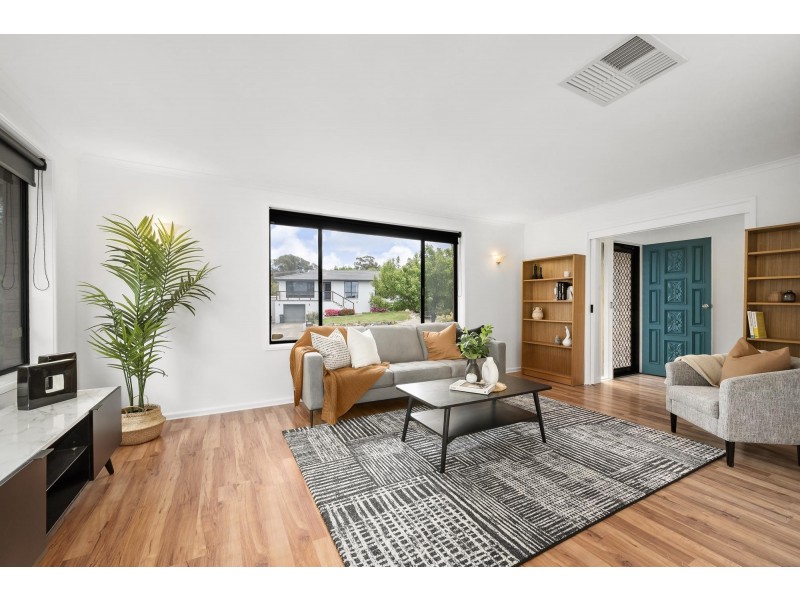 8 Miranda Place, Melba ACT 2615