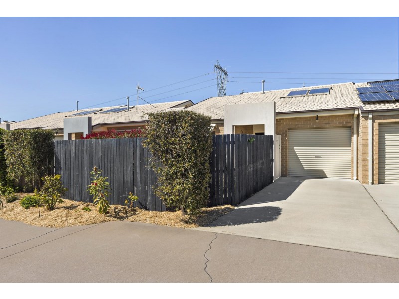 12/85 Macfarlane Burnet Avenue, Macgregor ACT 2615