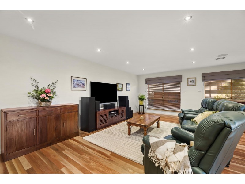 4 Djerrkura Street, Bonner ACT 2914