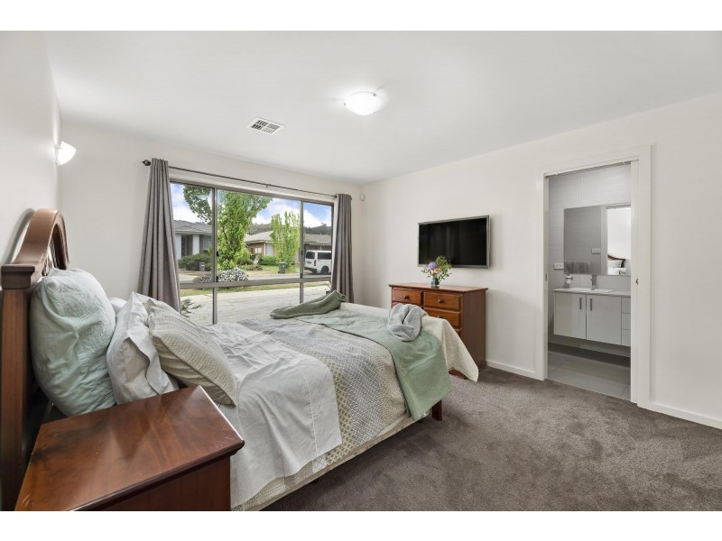 4 Djerrkura Street, Bonner ACT 2914