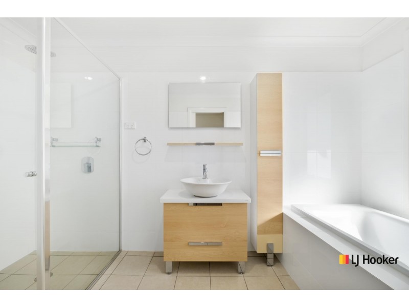 4/30 Tom Nicholas Crescent, Forde ACT 2914