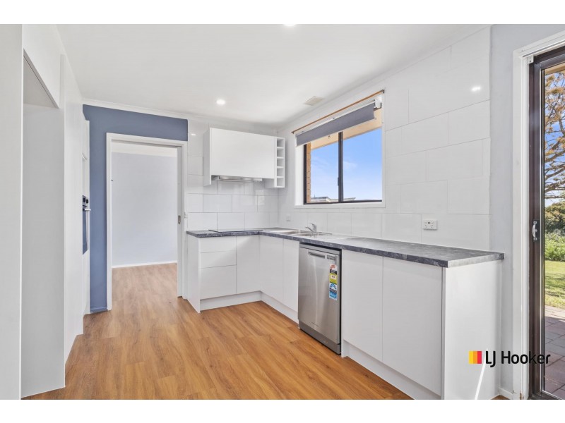 64 Twamley Crescent, Richardson ACT 2905