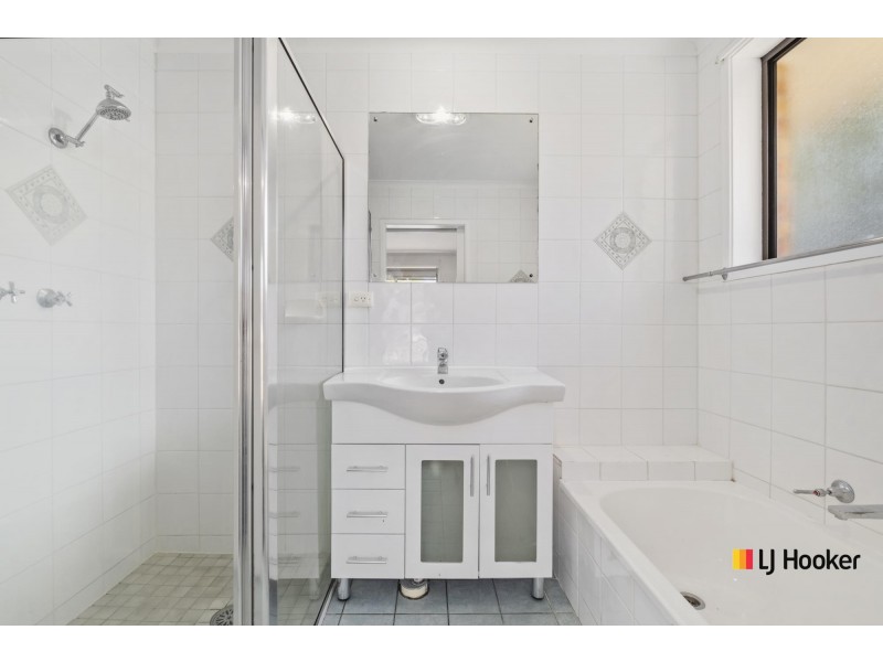 64 Twamley Crescent, Richardson ACT 2905