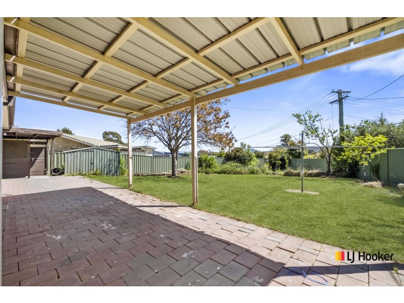 64 Twamley Crescent, Richardson ACT 2905