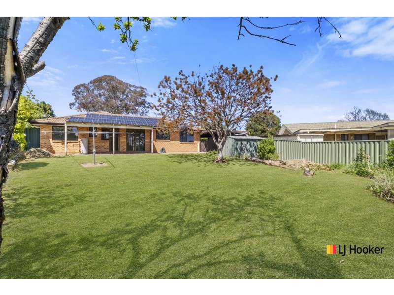 64 Twamley Crescent, Richardson ACT 2905