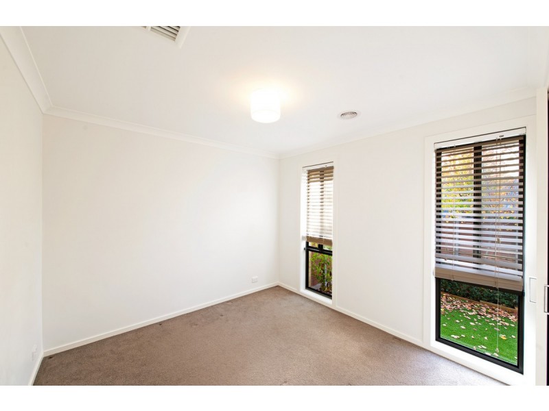 64 Alec Hope Crescent, Franklin ACT 2913