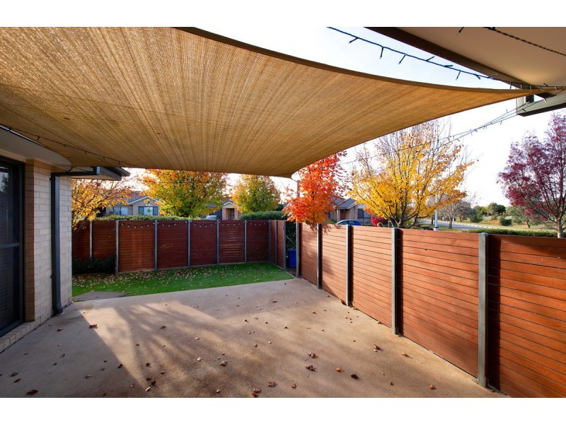 64 Alec Hope Crescent, Franklin ACT 2913