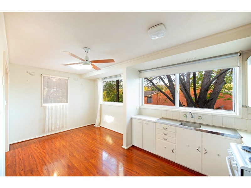 9 Bage Place, Mawson ACT 2607