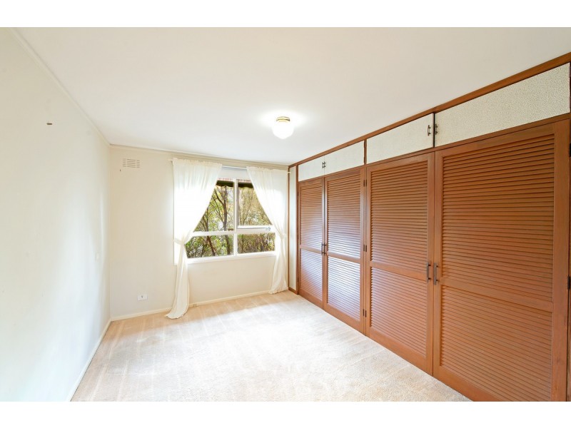 9 Bage Place, Mawson ACT 2607