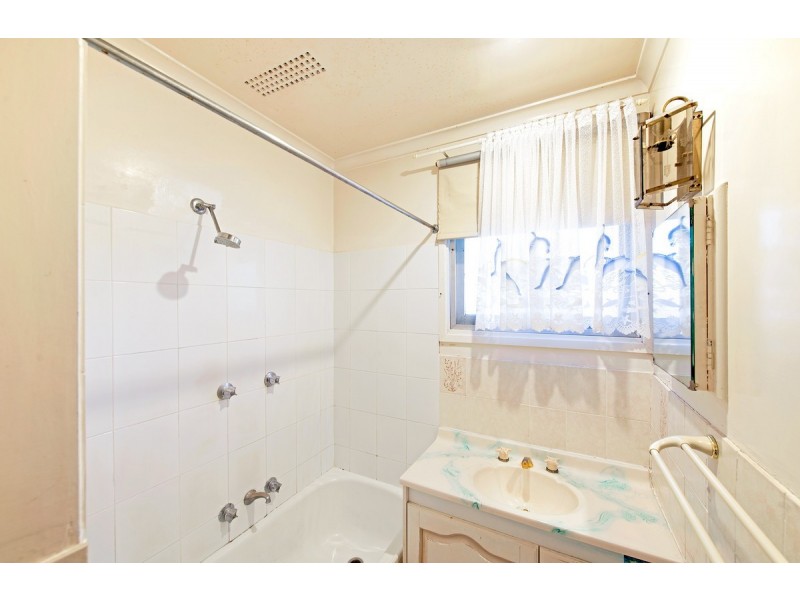 9 Bage Place, Mawson ACT 2607