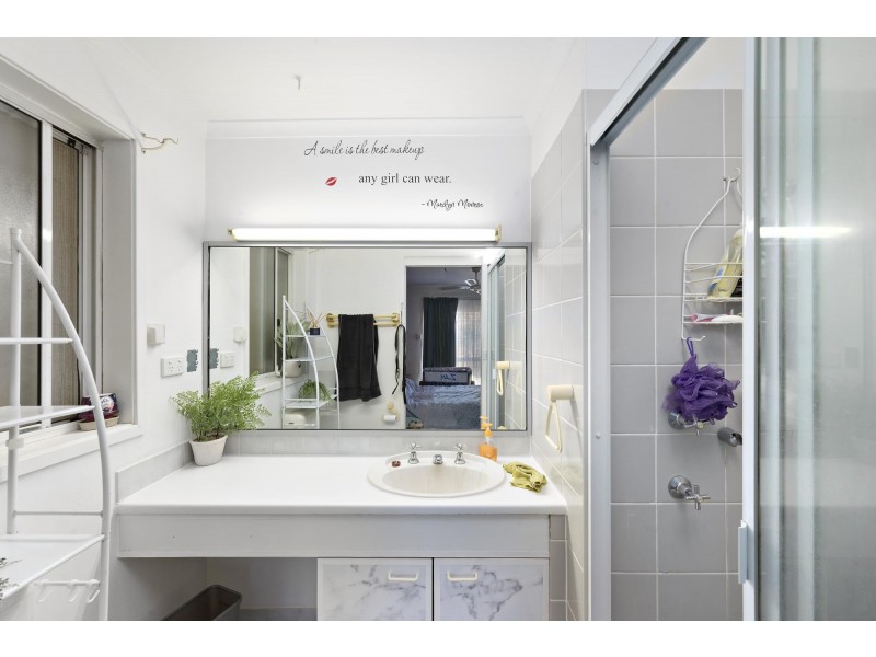 4 Castor Street, Yass NSW 2582