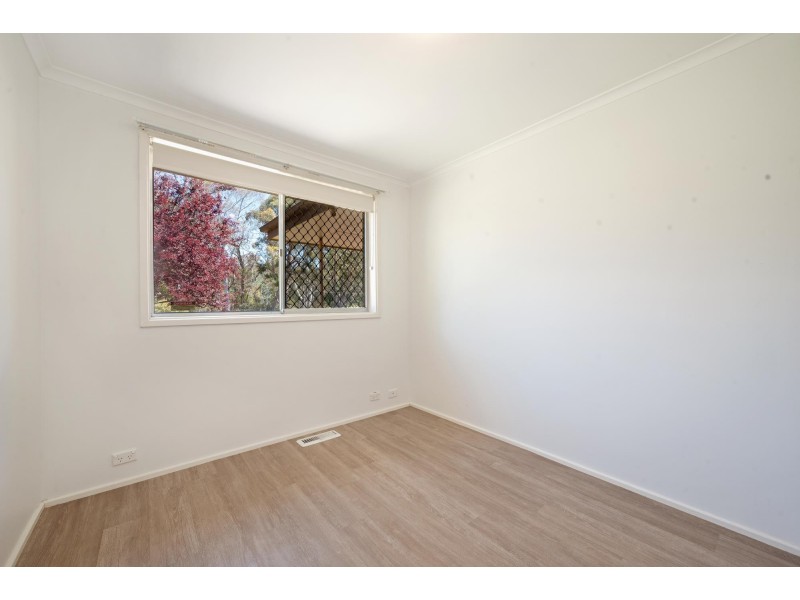 100 Dalley Crescent, Latham ACT 2615