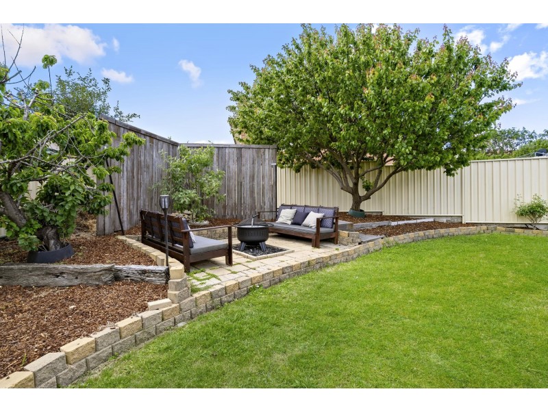 97 Paul Coe Crescent, Ngunnawal ACT 2913