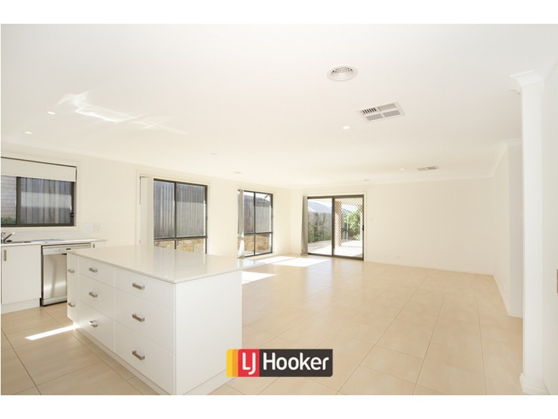 22 Overall Street, Casey ACT 2913