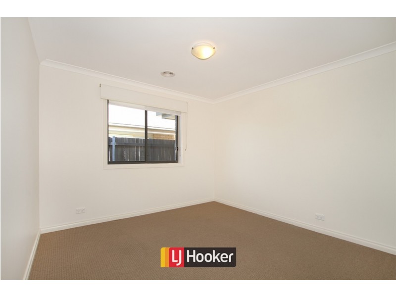 22 Overall Street, Casey ACT 2913