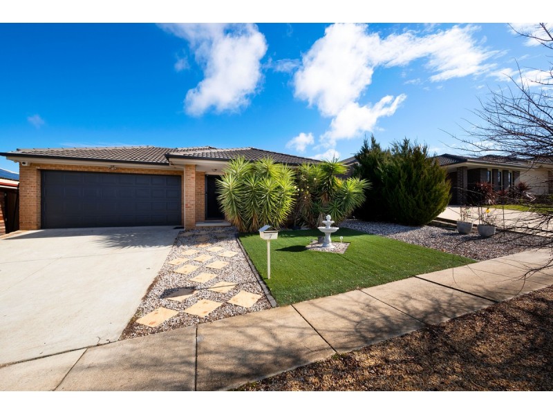7 Dunk Street, Casey ACT 2913