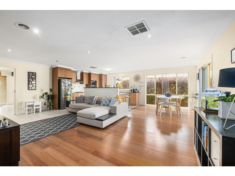 40 Ian Potter Crescent, Gungahlin ACT 2912