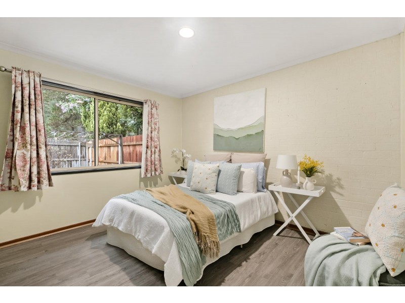 17/28 Ringrose Crescent, Isaacs ACT 2607