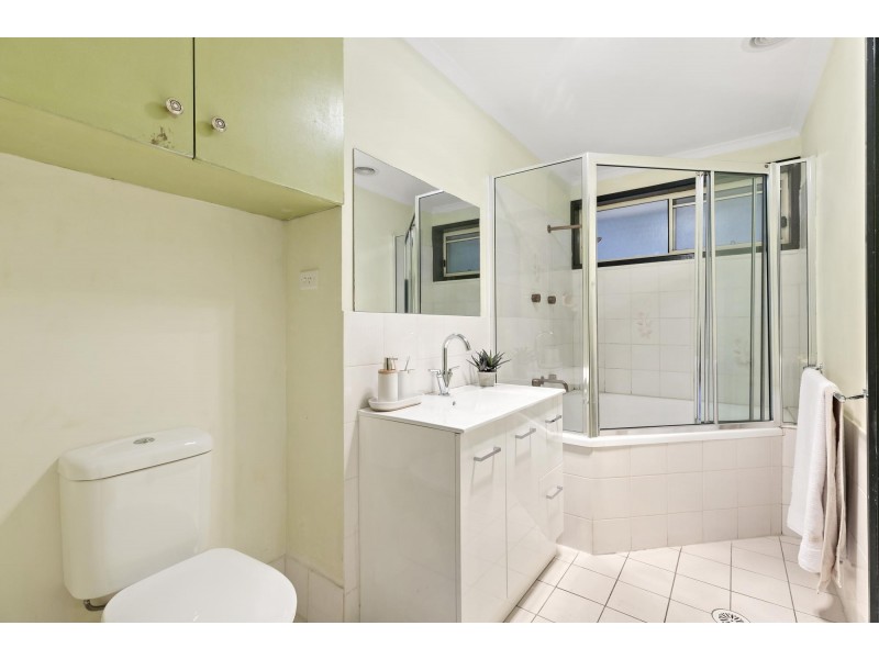 17/28 Ringrose Crescent, Isaacs ACT 2607