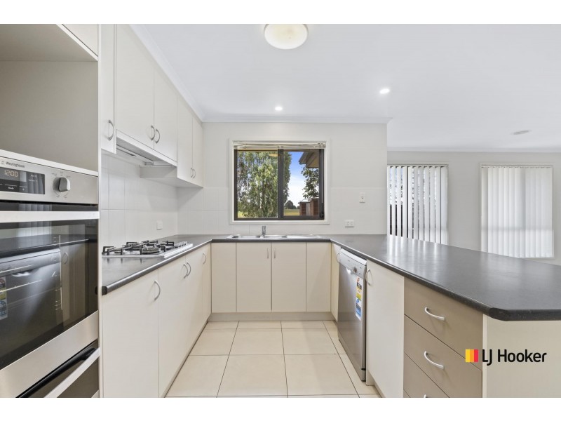 64 Judith Wright Street, Franklin ACT 2913