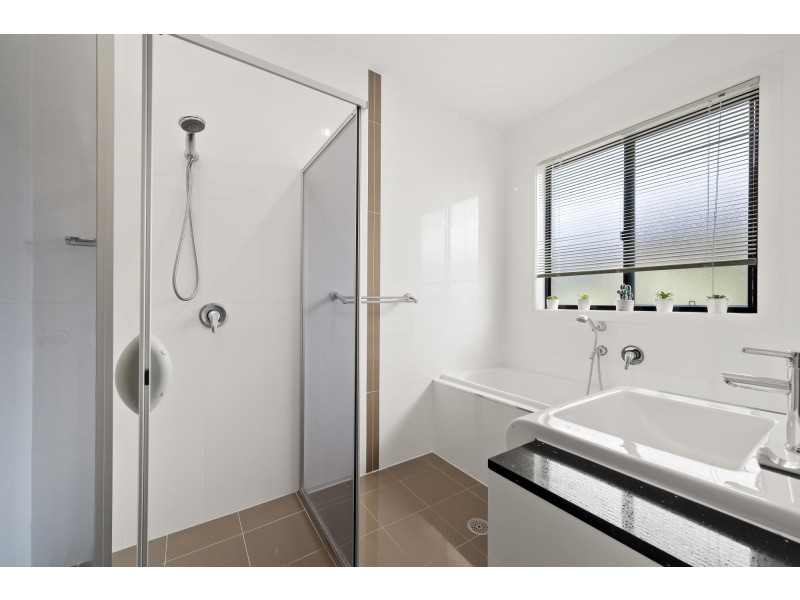 8 Les Edwards Street, Forde ACT 2914