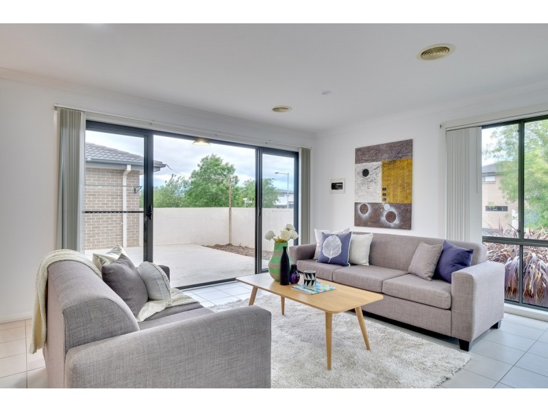 14a Poyitt Street, Franklin ACT 2913