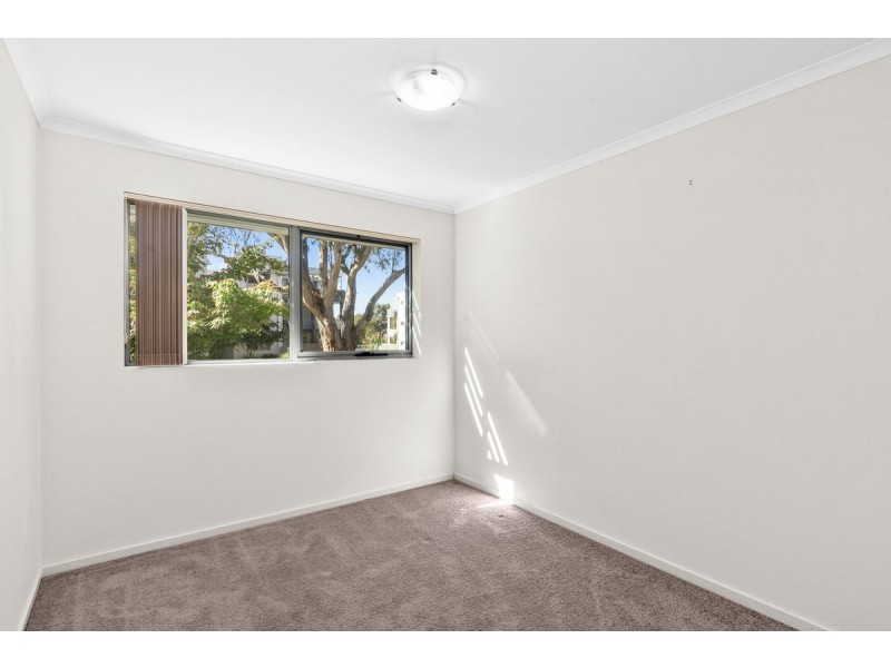 30/75 Elizabeth Jolley Street, Franklin ACT 2913