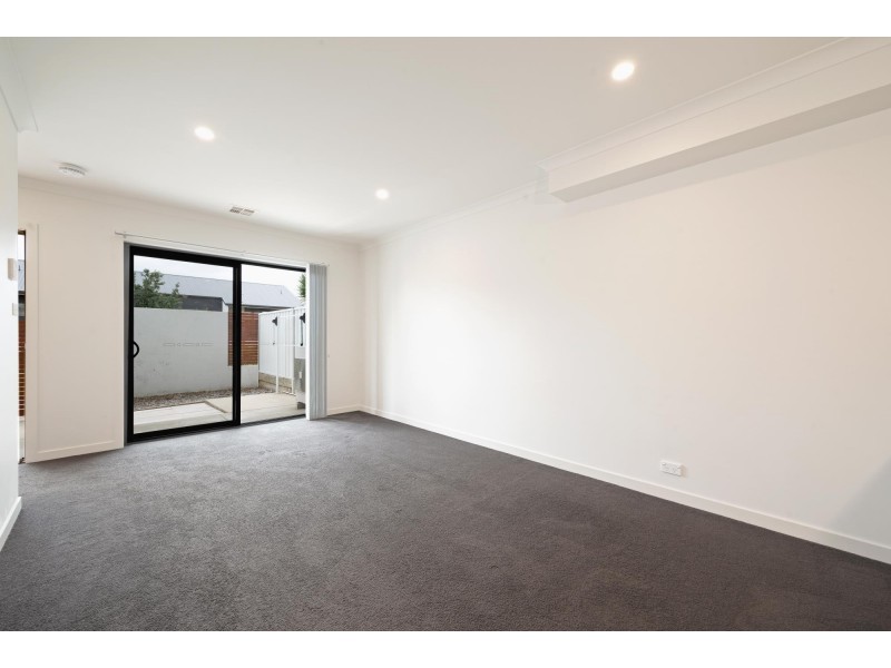 21/2 Rouseabout Street, Lawson ACT 2617