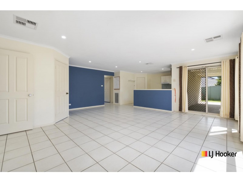 25 Dulverton Street, Amaroo ACT 2914