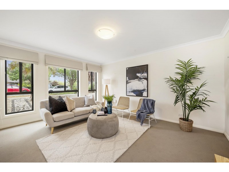 32 Anchorage Street, Harrison ACT 2914