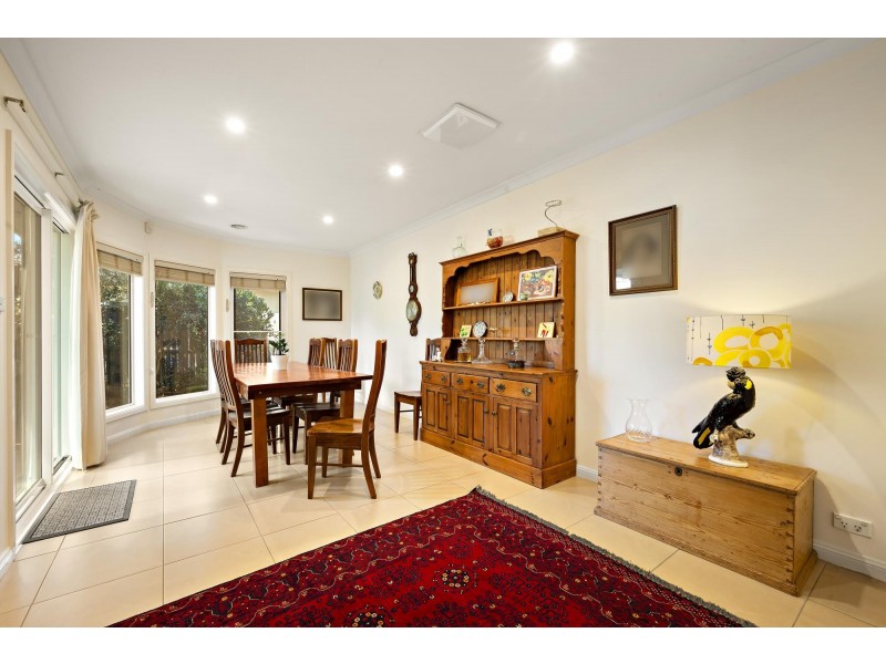 9 Flos Greig Street, Watson ACT 2602