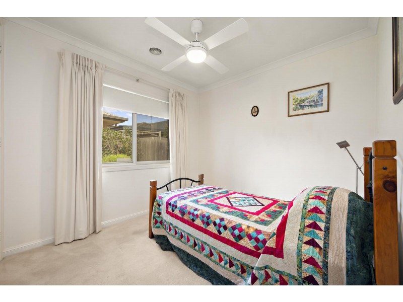 9 Flos Greig Street, Watson ACT 2602