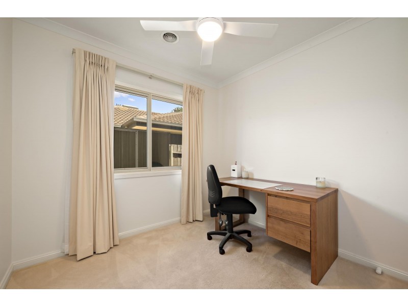 9 Flos Greig Street, Watson ACT 2602