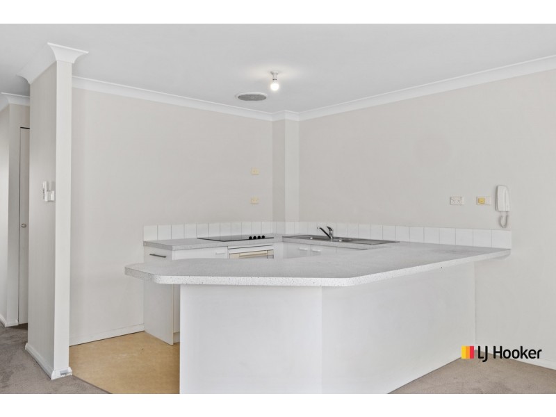 66/53 McMillan Crescent, Griffith ACT 2603