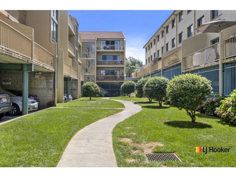 66/53 McMillan Crescent, Griffith ACT 2603
