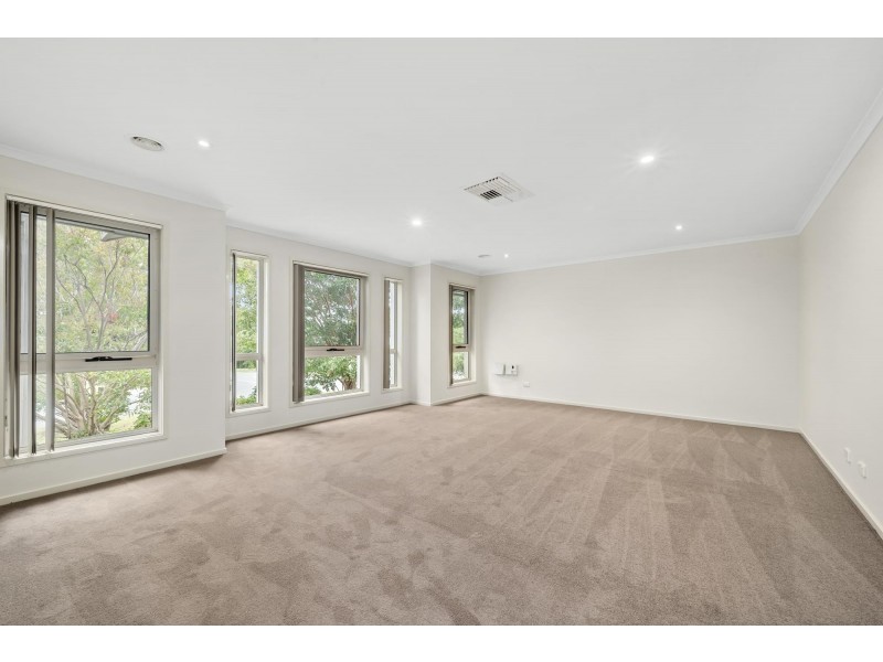 132 Nullarbor Avenue, Harrison ACT 2914