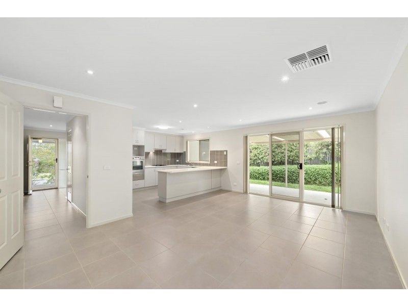 132 Nullarbor Avenue, Harrison ACT 2914