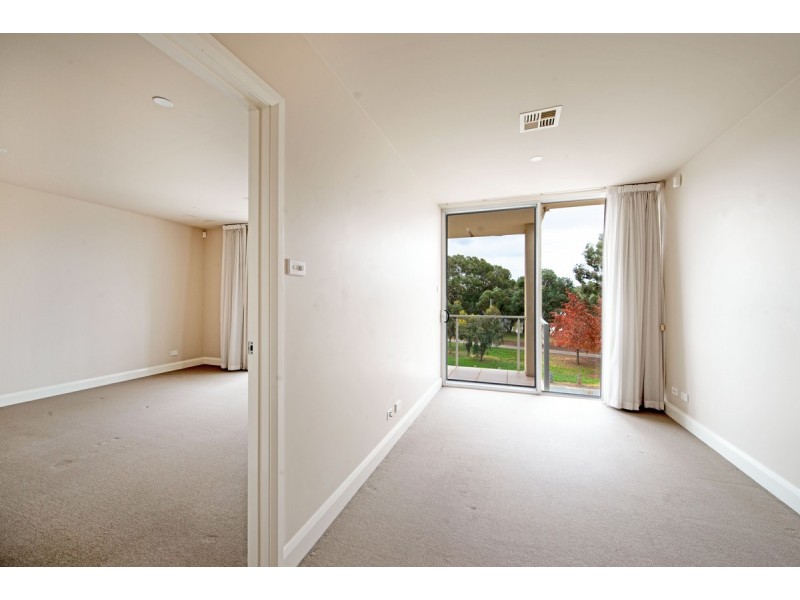 40 Phyllis Ashton Street, Gungahlin ACT 2912