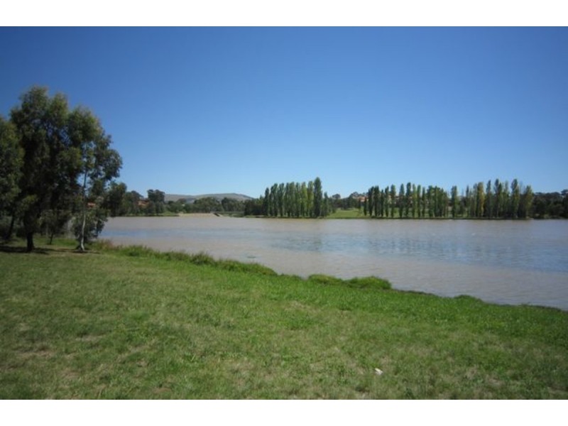40 Phyllis Ashton Street, Gungahlin ACT 2912