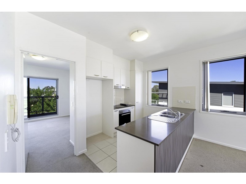 74/329 Flemington Road, Franklin ACT 2913