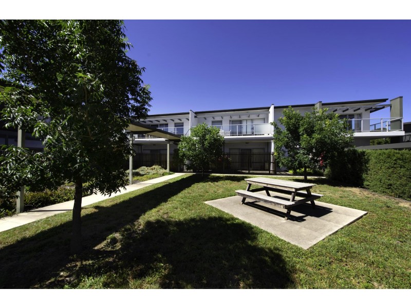 74/329 Flemington Road, Franklin ACT 2913
