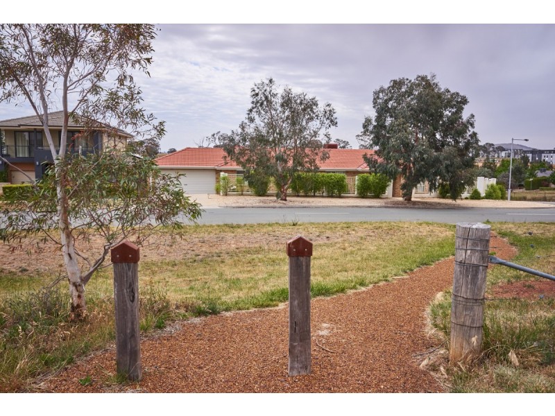 9 Eve Langley Street, Franklin ACT 2913