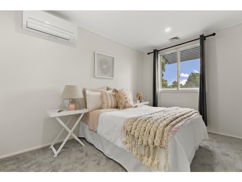 6 Kelsall Place, Spence ACT 2615